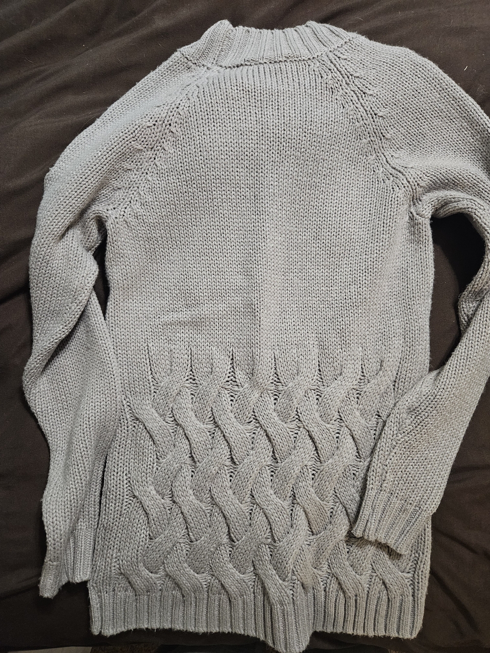 XS Simply Vera Vera Wang Light Gray Cable-Back Crewneck Sweater